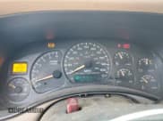 ✅ 2002 Chevrolet Silverado 2500HD LT • VIN: 1GCHK23U72F217178 • Lot: 68378834. Wystawiony na Copart z przebiegiem 327 008 mil. Bezpłatny archiwum sprzedaży aukcyjnych z USA i szczegółowy raport historii pojazdu na DreamBid. Zdjęcie 9.