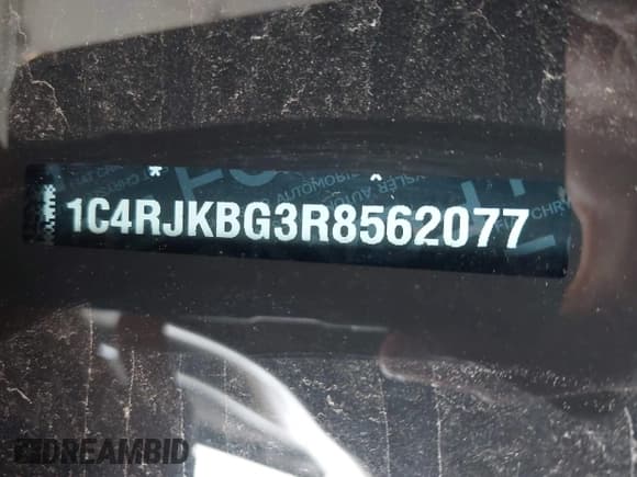 ✅ 2024 Jeep Grand Cherokee Limited • VIN: 1C4RJKBG3R8562077 • Lot: 42308834. Listed on IAAI with 21,134 mi. Free auction sales archive from the USA and detailed vehicle history report at DreamBid. Image 9.