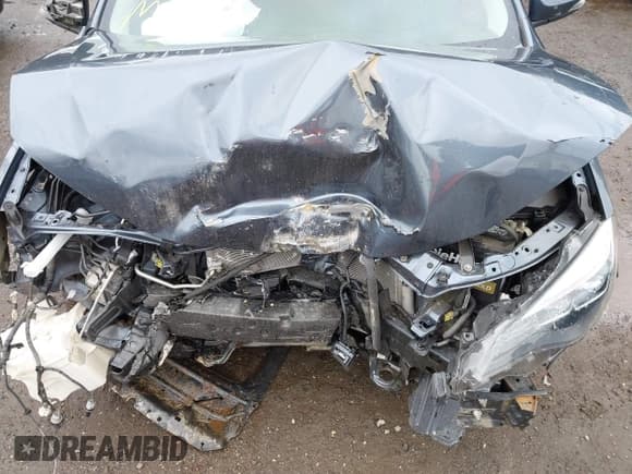 ✅ 2019 Toyota Corolla SE • VIN: 2T1BURHE2KC161170 • Лот: 43435355. Опубликован ранее на IAAI с пробегом 168 103 миль. Бесплатный доступ к архиву аукционных продаж из США и подробный отчёт об истории автомобиля на DreamBid. Изображение 10.