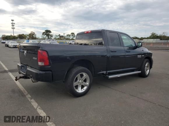 ✅ 2018 Ram 1500 Express • VIN: 1C6RR7FT7JS121483 • Lot: 86607565. Listed on Copart with 254,617 mi. Free auction sales archive from the USA and detailed vehicle history report at DreamBid. Image 3.