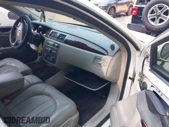 ✅ 2011 Buick Lucerne CXL Premium • VIN: 1G4HJ5EM3BU108189 • Лот: 42484745. Опубликован ранее на IAAI с пробегом 84 688 миль. Бесплатный доступ к архиву аукционных продаж из США и подробный отчёт об истории автомобиля на DreamBid. Изображение 5.