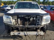 ✅ 2009 Toyota Tacoma • VIN: 5TETX22N79Z667268 • Lot: 81260655. Listed on Copart with 233,916 mi. Free auction sales archive from the USA and detailed vehicle history report at DreamBid. Image 5.