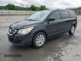 ✅ 2013 Volkswagen Routan SE • VIN: 2C4RVABGXDR724928 • Lot: 54795185. Listed on Copart with 147,652 mi. Free auction sales archive from the USA and detailed vehicle history report at DreamBid. Image 1.