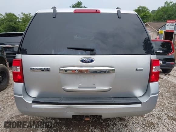 ✅ 2013 Ford Expedition Max XLT • VIN: 1FMJK1J58DEF01091 • Лот: 42674050. Опубликован ранее на IAAI с пробегом 220 402 миль. Бесплатный доступ к архиву аукционных продаж из США и подробный отчёт об истории автомобиля на DreamBid. Изображение 16.