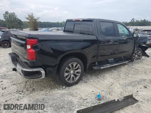 2022 Chevrolet Silverado 1500 LT z VIN 1GCUYDEDXNZ147104, wystawiony jako Copart lot #83808585 z przebiegiem 57 329 mil mil oraz Szkoda całkowita • Salvage title. Historia ofert i sprzedaży dostępna na DreamBid. Obrazek 3.