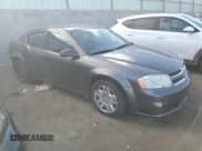✅ 2014 Dodge Avenger SE • VIN: 1C3CDZAB1EN194042 • Лот: 75531384. Опубликован ранее на Copart с пробегом 88 605 миль. Бесплатный доступ к архиву аукционных продаж из США и подробный отчёт об истории автомобиля на DreamBid. Изображение 4.