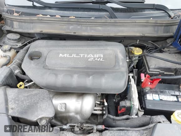 ✅ 2015 Jeep Cherokee Sport • VIN: 1C4PJMAB8FW776661 • Lot: 43714760. Wystawiony na IAAI z przebiegiem 149 504 mil. Bezpłatny archiwum sprzedaży aukcyjnych z USA i szczegółowy raport historii pojazdu na DreamBid. Zdjęcie 10.