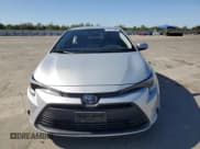 ✅ 2025 Toyota Corolla Hybrid LE • VIN: JTDBCMFE8S3077582 • Lot: 82417905. Listed on Copart with 4,435 mi. Free auction sales archive from the USA and detailed vehicle history report at DreamBid. Image 5.