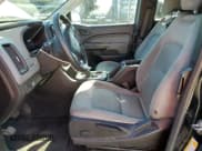 ✅ 2019 Chevrolet Colorado 2WD Work Truck • VIN: 1GCHSBEA4K1161880 • Лот: 69814284. Опубликован ранее на Copart с пробегом 61 302 миль. Бесплатный доступ к архиву аукционных продаж из США и подробный отчёт об истории автомобиля на DreamBid. Изображение 7.