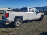 ✅ 2016 Chevrolet Silverado 2500HD LT • VIN: 1GC1KVE80GF196426 • Lot: 93919975. Wystawiony na Copart z przebiegiem Nie podano. Bezpłatny archiwum sprzedaży aukcyjnych z USA i szczegółowy raport historii pojazdu na DreamBid. Zdjęcie 3.