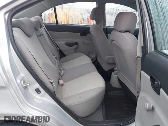 ✅ 2009 Hyundai Accent Auto GLS • VIN: KMHCM46C69U294810 • Лот: 41572861. Опубликован ранее на IAAI с пробегом 199 559 миль. Бесплатный доступ к архиву аукционных продаж из США и подробный отчёт об истории автомобиля на DreamBid. Изображение 8.