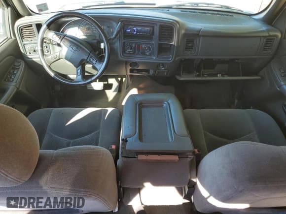 ✅ 2006 Chevrolet Silverado 1500 LT1 • VIN: 2GCEC13T061172258 • Лот: 73943274. Опубликован ранее на Copart с пробегом 176 847 миль. Бесплатный доступ к архиву аукционных продаж из США и подробный отчёт об истории автомобиля на DreamBid. Изображение 8.