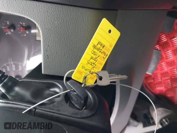 ✅ 2005 Ford F-150 STX • VIN: 1FTRF04W75KD79837 • Лот: 42315181. Опубликован ранее на IAAI с пробегом 145 061 миль. Бесплатный доступ к архиву аукционных продаж из США и подробный отчёт об истории автомобиля на DreamBid. Изображение 11.