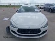 ✅ 2019 Maserati Ghibli S Q4 • VIN: ZAM57YTA2K1338433 • Lot: 42703155. Wystawiony na IAAI z przebiegiem 31 737 mil. Bezpłatny archiwum sprzedaży aukcyjnych z USA i szczegółowy raport historii pojazdu na DreamBid. Zdjęcie 12.