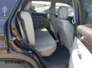 ✅ 2013 Kia Sorento LX • VIN: 5XYKT4A27DG338308 • Лот: 43229458. Опубликован ранее на IAAI с пробегом 295 048 миль. Бесплатный доступ к архиву аукционных продаж из США и подробный отчёт об истории автомобиля на DreamBid. Изображение 8.