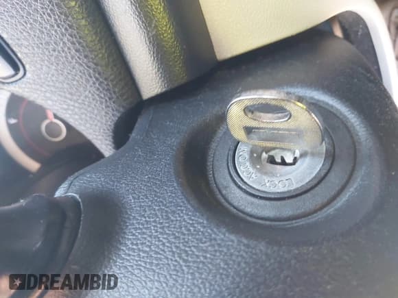 ✅ 2012 Kia Forte LX • VIN: KNAFT4A23C5532923 • Лот: 43694086. Опубликован ранее на IAAI с пробегом 182 053 миль. Бесплатный доступ к архиву аукционных продаж из США и подробный отчёт об истории автомобиля на DreamBid. Изображение 11.