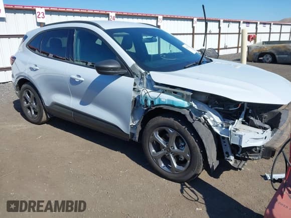 ✅ 2025 Ford Escape ST-Line • VIN: 1FMCU0MN0SUA10784 • Lot: 43294313. Listed on IAAI with 19,656 mi. Free auction sales archive from the USA and detailed vehicle history report at DreamBid. Image 1.