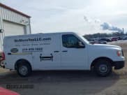 ✅ 2013 Nissan NV S • VIN: 1N6BF0KM9DN101101 • Lot: 41384511. Wystawiony na IAAI z przebiegiem 232 485 mil. Bezpłatny archiwum sprzedaży aukcyjnych z USA i szczegółowy raport historii pojazdu na DreamBid. Zdjęcie 12.