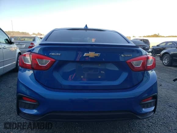 ✅ 2018 Chevrolet Cruze Premier • VIN: 1G1BF5SM0J7196463 • Лот: 72712102. Размещён на Copart с пробегом 113 469 миль миль. Получите бесплатный доступ к архиву аукционных продаж из США и посмотрите подробный отчёт об истории автомобиля на DreamBid. Изображение 6.