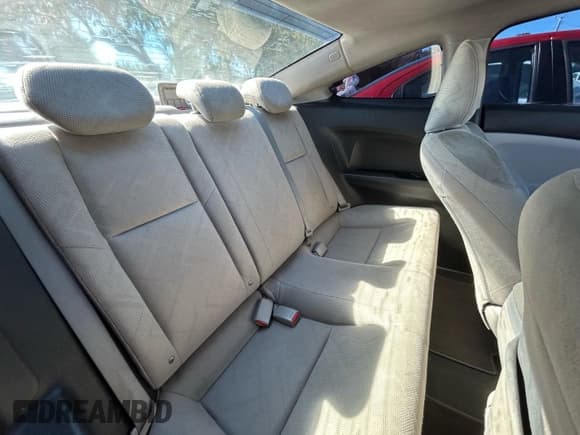 ✅ 2012 Honda Civic EX • VIN: 2HGFG3B87CH535600 • Lot: 92742375. Listed on Copart with 239,334 mi. Free auction sales archive from the USA and detailed vehicle history report at DreamBid. Image 6.