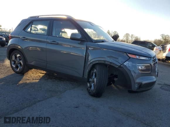 ✅ 2020 Hyundai Venue SEL • VIN: KMHRC8A3XLU034509 • Лот: 83089554. Размещён на Copart с пробегом 58 845 миль миль. Получите бесплатный доступ к архиву аукционных продаж из США и посмотрите подробный отчёт об истории автомобиля на DreamBid. Изображение 4.