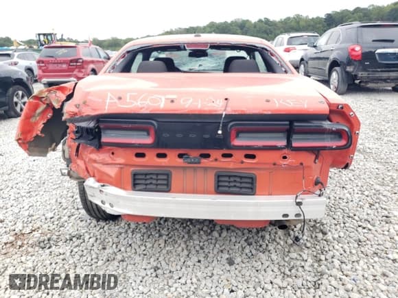 ✅ 2022 Dodge Challenger GT • VIN: 2C3CDZKG6NH165607 • Lot: 74757454. Wystawiony na Copart z przebiegiem 50 536 mil. Bezpłatny archiwum sprzedaży aukcyjnych z USA i szczegółowy raport historii pojazdu na DreamBid. Zdjęcie 6.