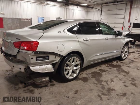 ✅ 2019 Chevrolet Impala Premier • VIN: 2G1105S35K9114134 • Лот: 43387670. Опубликован ранее на IAAI с пробегом 125 261 миль. Бесплатный доступ к архиву аукционных продаж из США и подробный отчёт об истории автомобиля на DreamBid. Изображение 4.