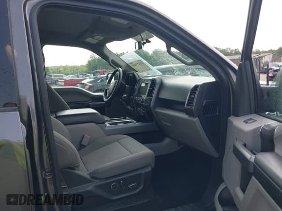 ✅ 2017 Ford F-150 XL • VIN: 1FTEW1EG7HFC00074 • Lot: 42477005. Listed on IAAI with 98,754 mi. Free auction sales archive from the USA and detailed vehicle history report at DreamBid. Image 5.