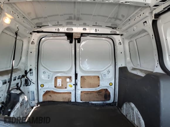 ✅ 2021 Ford Transit Connect XLT • VIN: NM0LS7F26M1484911 • Lot: 54908885. Listed on Copart with 111,621 mi. Free auction sales archive from the USA and detailed vehicle history report at DreamBid. Image 10.
