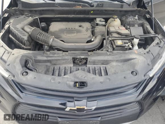 ✅ 2021 Chevrolet Blazer LT • VIN: 3GNKBHR44MS575215 • Lot: 86812795. Listed on Copart with 99,676 mi. Free auction sales archive from the USA and detailed vehicle history report at DreamBid. Image 11.