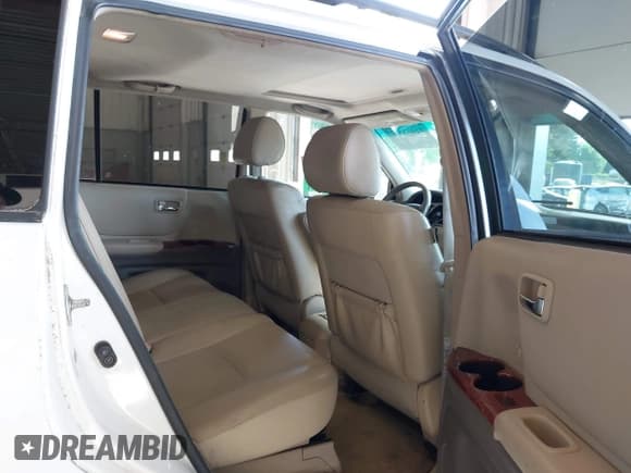 ✅ 2007 Toyota Highlander w/3rd Row • VIN: JTEEW21A070046294 • Lot: 42403612. Wystawiony na IAAI z przebiegiem 263 561 mil. Bezpłatny archiwum sprzedaży aukcyjnych z USA i szczegółowy raport historii pojazdu na DreamBid. Zdjęcie 8.