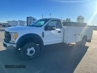 ✅ 2017 Ford F-450 XL • VIN: 1FDUF4GY3HEC11349 • Lot: 83480474. Wystawiony na Copart z przebiegiem 177 008 mil. Bezpłatny archiwum sprzedaży aukcyjnych z USA i szczegółowy raport historii pojazdu na DreamBid. Zdjęcie 2.