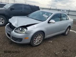 ✅ 2006 Volkswagen Jetta GLI Turbo • VIN: 3VWXJ71K56M657755 • Лот: 62988365. Опубликован ранее на Copart с пробегом 93 778 миль. Бесплатный доступ к архиву аукционных продаж из США и подробный отчёт об истории автомобиля на DreamBid. Изображение 1.