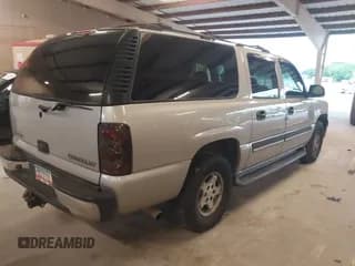 ✅ 2005 Chevrolet Suburban LS • VIN: 3GNEC16Z25G136603 • Лот: 42339417. Опубликован ранее на IAAI с пробегом 382 868 миль. Бесплатный доступ к архиву аукционных продаж из США и подробный отчёт об истории автомобиля на DreamBid. Изображение 4.