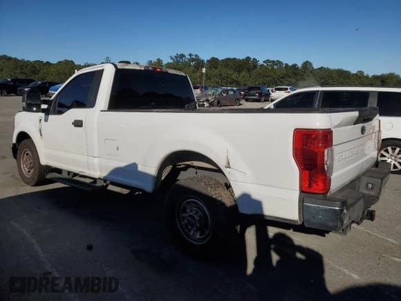 ✅ 2020 Ford F-250 XL • VIN: 1FTBF2A62LED10681 • Lot: 91848945. Wystawiony na Copart z przebiegiem 226 863 mil. Bezpłatny archiwum sprzedaży aukcyjnych z USA i szczegółowy raport historii pojazdu na DreamBid. Zdjęcie 2.