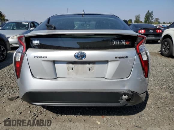 ✅ 2016 Toyota Prius Four • VIN: JTDKARFU7G3025085 • Лот: 80996315. Опубликован ранее на Copart с пробегом 63 455 миль. Бесплатный доступ к архиву аукционных продаж из США и подробный отчёт об истории автомобиля на DreamBid. Изображение 6.
