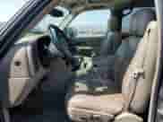 ✅ 2005 Chevrolet Silverado 1500 Z71 • VIN: 2GCEK13T851356381 • Lot: 68854844. Wystawiony na Copart z przebiegiem 172 306 mil mil. Skorzystaj z bezpłatnego archiwum sprzedaży aukcyjnych z USA i zobacz szczegółowy raport historii pojazdu na DreamBid. Zdjęcie 7.