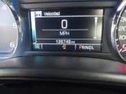 ✅ 2018 Chevrolet Silverado 1500 LT • VIN: 3GCPCREH2JG229558 • Лот: 43643813. Опубликован ранее на IAAI с пробегом 126 746 миль. Бесплатный доступ к архиву аукционных продаж из США и подробный отчёт об истории автомобиля на DreamBid. Изображение 15.