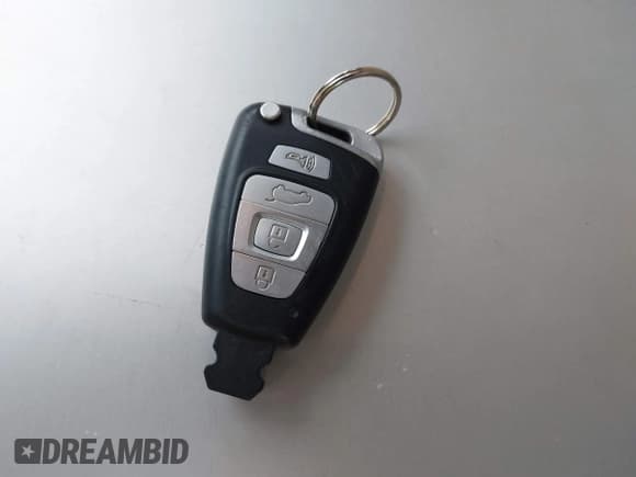 ✅ 2010 Hyundai Veracruz Limited • VIN: KM8NUDCC9AU133451 • Лот: 43811952. Опубликован ранее на IAAI с пробегом 193 076 миль. Бесплатный доступ к архиву аукционных продаж из США и подробный отчёт об истории автомобиля на DreamBid. Изображение 11.