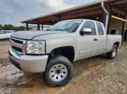 ✅ 2009 Chevrolet Silverado 1500 LT • VIN: 2GCEC29CX91101795 • Lot: 81501465. Wystawiony na Copart z przebiegiem 225 176 mil. Bezpłatny archiwum sprzedaży aukcyjnych z USA i szczegółowy raport historii pojazdu na DreamBid. Zdjęcie 1.