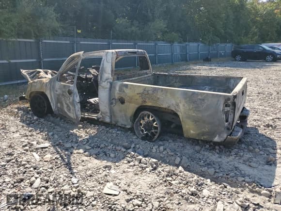 ✅ 2004 Chevrolet Colorado LS Z85 • VIN: 1GCCS146448135632 • Лот: 71768544. Опубликован ранее на Copart с пробегом Не указан. Бесплатный доступ к архиву аукционных продаж из США и подробный отчёт об истории автомобиля на DreamBid. Изображение 2.