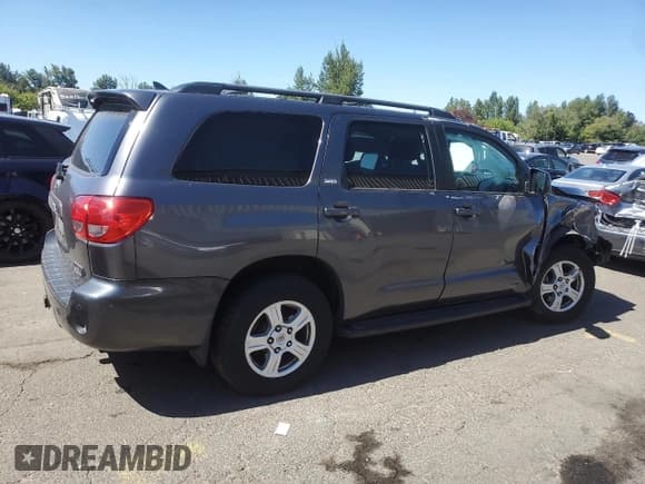 ✅ 2016 Toyota Sequoia SR5 • VIN: 5TDBY5G17GS136680 • Лот: 67434465. Опубликован ранее на Copart с пробегом 110 811 миль. Бесплатный доступ к архиву аукционных продаж из США и подробный отчёт об истории автомобиля на DreamBid. Изображение 3.