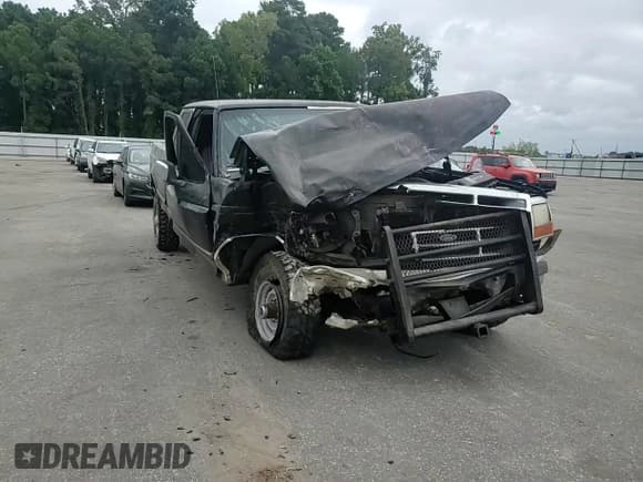 ✅ 1995 Ford F-250 • VIN: 1FTHX26GXSKA34453 • Lot: 80464225. Wystawiony na Copart z przebiegiem 199 400 mil. Bezpłatny archiwum sprzedaży aukcyjnych z USA i szczegółowy raport historii pojazdu na DreamBid. Zdjęcie 13.