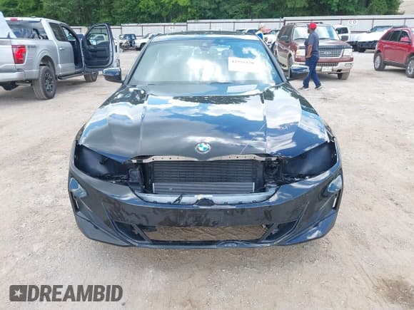 ✅ 2025 BMW 3 Series 330i xDrive • VIN: 3MW89CW09S8E99467 • Lot: 42555378. Wystawiony na IAAI z przebiegiem 16 290 mil. Bezpłatny archiwum sprzedaży aukcyjnych z USA i szczegółowy raport historii pojazdu na DreamBid. Zdjęcie 6.