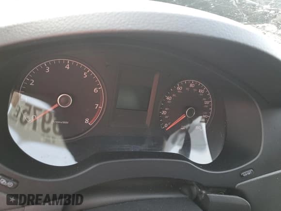 ✅ 2012 Volkswagen Jetta • VIN: 3VW2K7AJ4CM355299 • Lot: 71416975. Wystawiony na Copart z przebiegiem Nie podano. Bezpłatny archiwum sprzedaży aukcyjnych z USA i szczegółowy raport historii pojazdu na DreamBid. Zdjęcie 9.