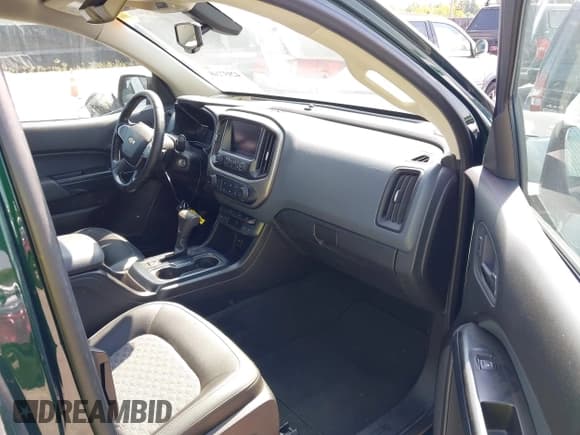 ✅ 2016 Chevrolet Colorado 4WD Z71 • VIN: 1GCHTDEA2G1100012 • Лот: 42937248. Опубликован ранее на IAAI с пробегом 146 913 миль. Бесплатный доступ к архиву аукционных продаж из США и подробный отчёт об истории автомобиля на DreamBid. Изображение 5.