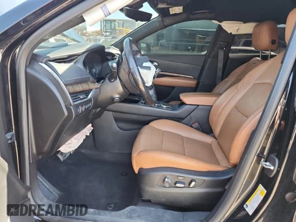 ✅ 2019 Cadillac XT4 FWD Sport • VIN: 1GYFZER42KF198576 • Lot: 80626645. Listed on Copart with 72,289 mi. Free auction sales archive from the USA and detailed vehicle history report at DreamBid. Image 7.