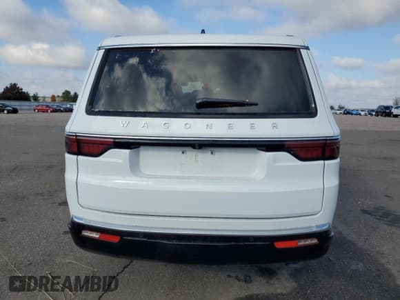 ✅ 2024 Jeep Wagoneer • VIN: 1C4SJVAP7RS133922 • Lot: 90543885. Wystawiony na Copart z przebiegiem 11 731 mil. Bezpłatny archiwum sprzedaży aukcyjnych z USA i szczegółowy raport historii pojazdu na DreamBid. Zdjęcie 6.