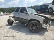 ✅ 1998 GMC Sierra 1500 • VIN: 2GTEK19R7W1505120 • Лот: 71555485. Опубликован ранее на Copart с пробегом Не указан. Бесплатный доступ к архиву аукционных продаж из США и подробный отчёт об истории автомобиля на DreamBid. Изображение 4.