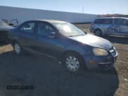 ✅ 2006 Volkswagen Jetta Value Edition • VIN: 3VWPF71KX6M622856 • Lot: 92337995. Wystawiony na Copart z przebiegiem 203 786 mil. Bezpłatny archiwum sprzedaży aukcyjnych z USA i szczegółowy raport historii pojazdu na DreamBid. Zdjęcie 4.